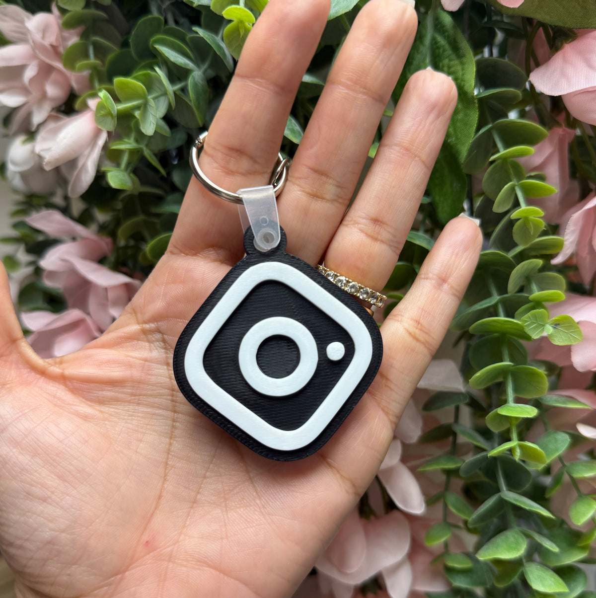 Instagram Smart Keychain with NFC